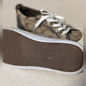 Barrett signature khaki and brown sneakers